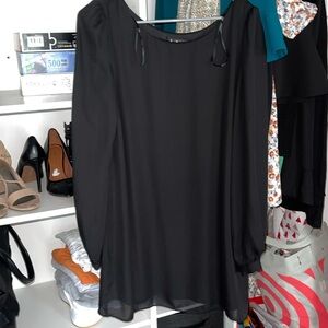 Lulus black long sleeve dress- lined